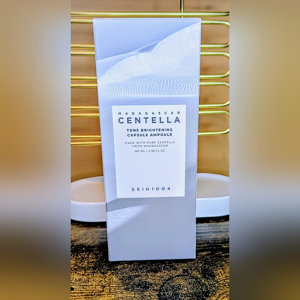 5/75$    SKIN1004 Madagascar Centella Tone Brightening Capsule Ampoule